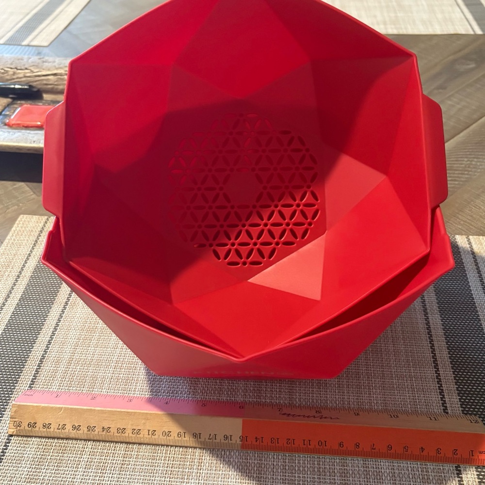 Kitchen HQ Red Tilting Mixing Bowl and Colander Set, NWOT